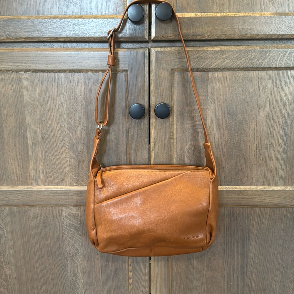 Wilson Leather Pelle Studio Handbag